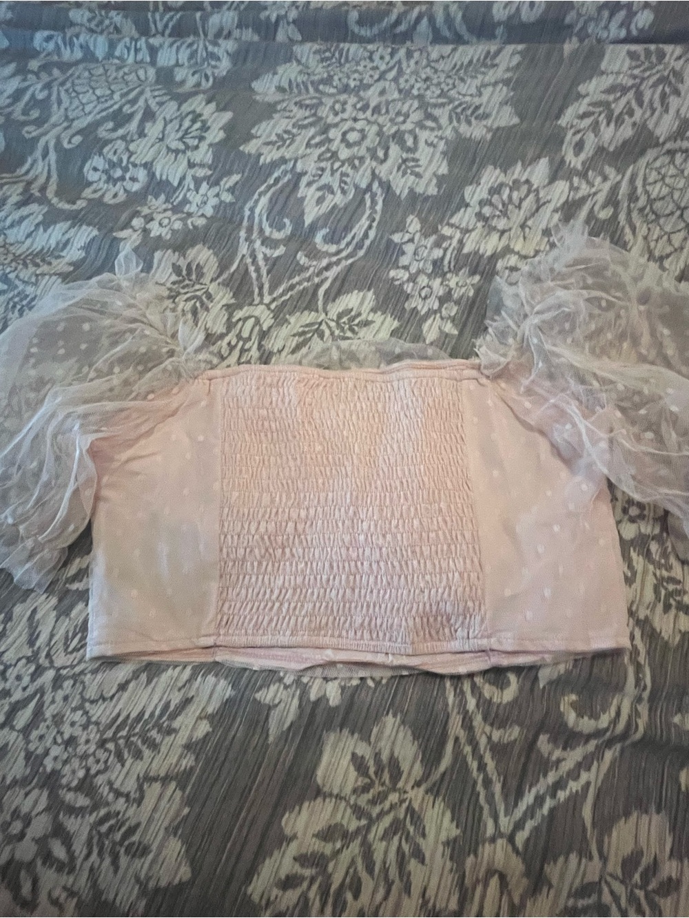 SHEIN Pink Swiss Dot Puff Sleeve Smocked Crop Top